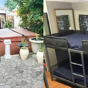  Homestay Co-ed Dorm With Fantastic Patio!